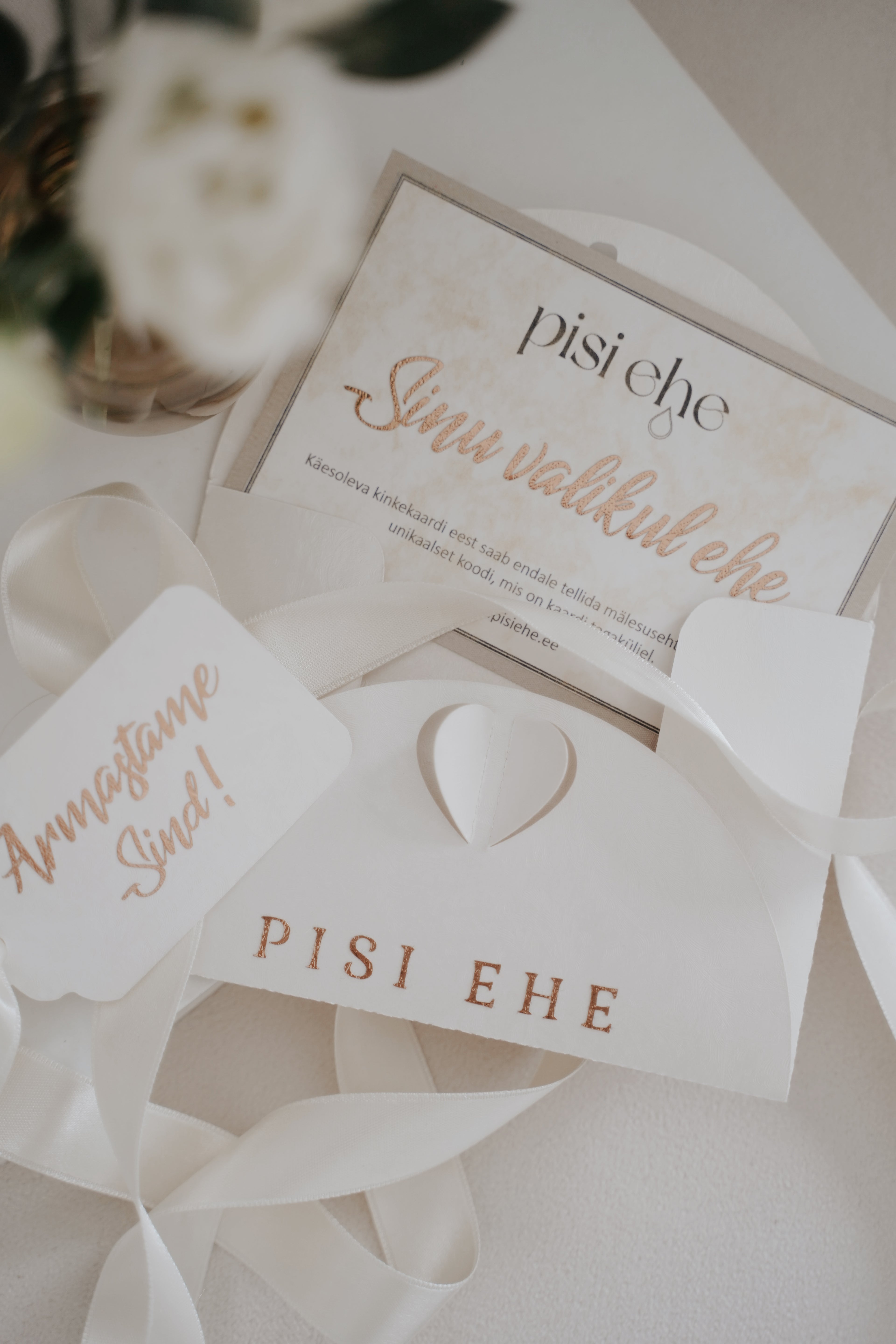 Pisi ehe füüsiline kinkekaart karbis (sinu valikul ehe)